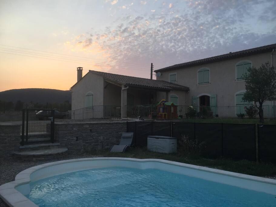 Cocon Aux Portes Des Cevennes Avec Piscine Moulès-et-Baucels 外观 照片